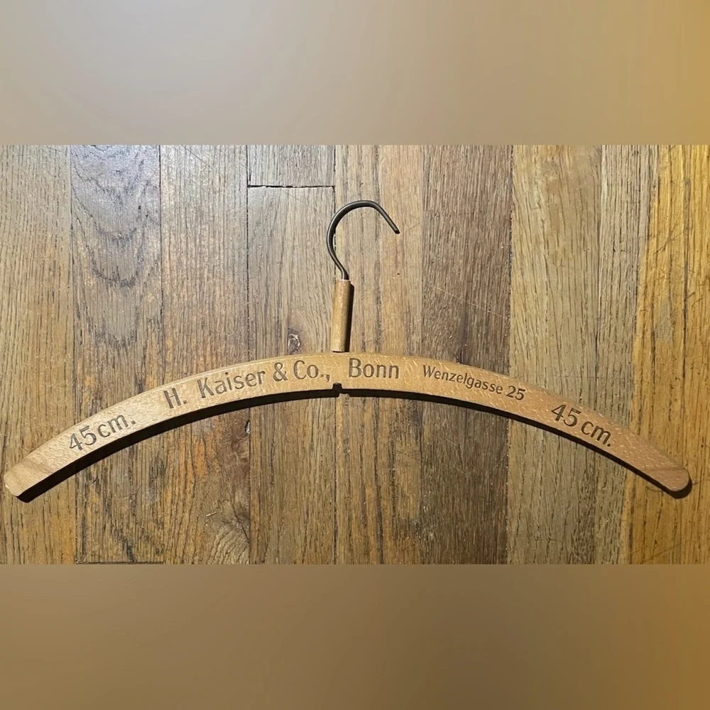 Vintage H. Kaiser & Co. Bonn 45cm Wood Hanger
